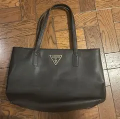 GUESS トートバッグ　黒のサムネイル