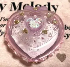 サンリオ ハローキティ ハートコンパクト デコりました