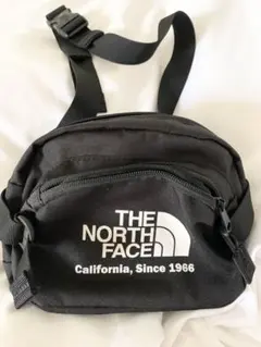 THE NORTH FACE ブラック ボディバッグ