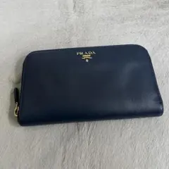 【✨美品✨】プラダ 長財布 ラウンドジップ メタルロゴ ブラック ✨美品✨ プラダ 長財布 ラウンドジップ メタルロゴ サフィアーノ