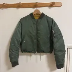オリーブグリーン MA-1ジャケット　リバーシブル　ダウン