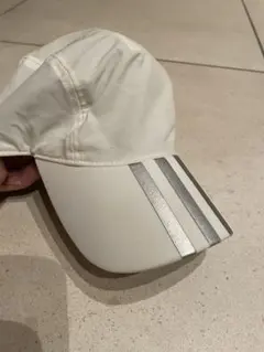 adidas ホワイトキャップ フリーサイズ