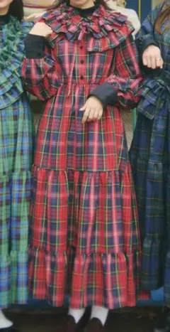 クティールとレトロ 　ワンピース襟なし 商品の状態は写真にてご確認をお願いします