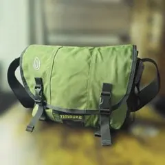 【新品】TIMBUK2 クラシックメッセンジャーバッグ 防水 付属品完備 緑のサムネイル