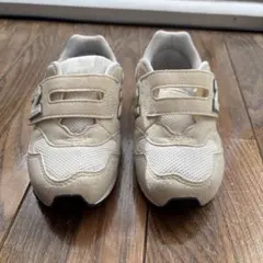 New Balance ベージュ スニーカー　313