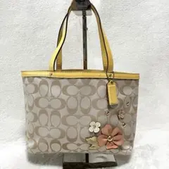 COACH コーチ ミニトート シグネチャー フラワーモチーフ付き F47242