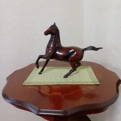 銅製馬の置物 ダークブラウン - メルカリ