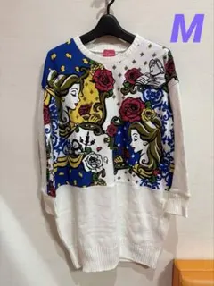 美女と野獣　ニット Mサイズ　ディズニーリゾート限定　ディズニー　ベルのサムネイル