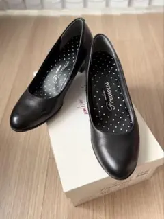 洋服の青山 パンプス ブラック 23.5cmのサムネイル