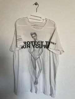 マイリー サイラス／マーク バイ マーク ジェイコブス チャリティーTシャツのサムネイル