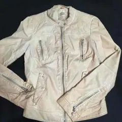 Bershka ダメージ加工ライダースジャケット