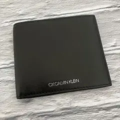 ☆新品・未使用☆　CK CALVIN KLEIN　財布　二つ折り　ブラック