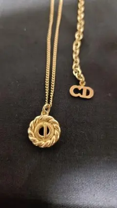 Christian Dior 刻印入り CD デザイン ロープ模様 ネックレス