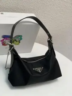 プラダ ショルダーバッグ