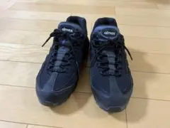 ナイキNikeAirMax 95 essential triple 黒