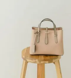 チャーム付ミニバッグ　 RODE SKO