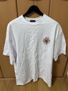 ホワイト Tシャツ 花柄