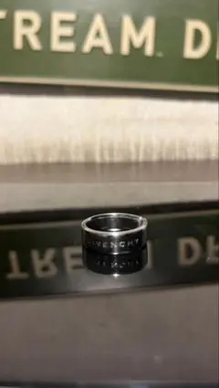 GIVENCHY Spoon ring 21号
