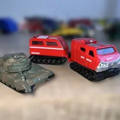 ア*ん様 トミカ 【豪華レッドサラマンダー 戦車 セット】のサムネイル