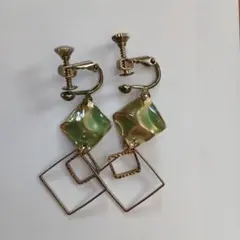 ハンドメイド スクエアモチーフ イヤリング