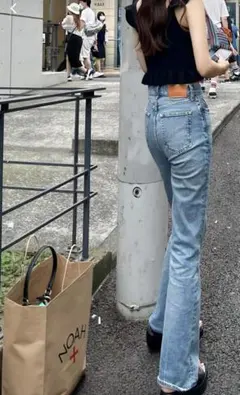 moussyフレアパンツ