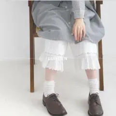 Item thumbnail for item 7d4f6d6b-54e0-4af7-8142-b990458e9a5f