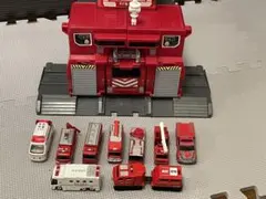 トミカ 消防署基地＋消防車両9台セット レア車両あり