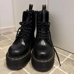 Dr.Martens JADON 8ホールブーツ厚底