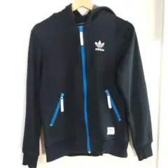 adidas（アディダス） ダークグレー パーカー