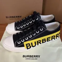 【極美品】BURBERRY ロゴプリント キャンバス スニーカー　黒×黄　42のサムネイル