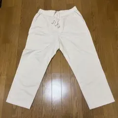 ひ*様 新品 クリーム色のカジュアルパンツ ユニクロ UNIQLO