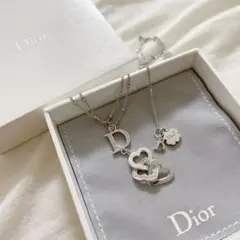 Dior ハート　ネックレス