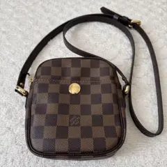 Item thumbnail for item 811cf7a4-0e70-4abd-85c3-f3c7d97aabca