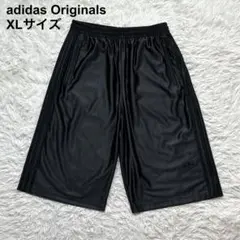 美品　adidasコーティングジャージオーバーサイズショーツ　黒　XLサイズ