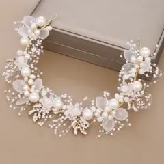 ウェディング ヘッドドレス パール 花　結婚式　前撮り