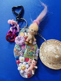 デコレーション キーホルダー トロール人形付き(最終値下げ)のサムネイル