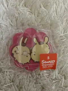 ちいかわ　サンリオ　うさぎ　ポムポムプリン　アクリルスタンド　ガチャ