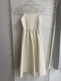 【w closet】エンボス加工 キャミソールワンピース アイボリー