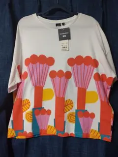 新品タグ付き ユニクロ 2018年マリメッココラボTシャツ ＸＬサイズ
