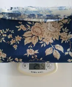 【特価】ブルー系　245g 　モダ　花柄　パッチワーク　まとめ売り