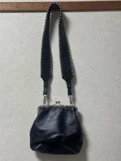 黒 レザー ショルダーバッグのサムネイル