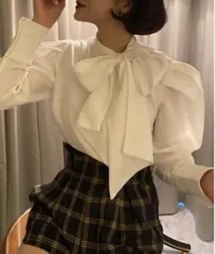 2026年最新】bibiy ribbon cuffs blouseの人気アイテム - メルカリ