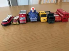 ミニカーセット 8種類 キャラクター付き