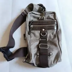 00s art.berg ボディバッグ フェイドブラック 多ポケットY2Kテック 