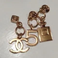 シャネル 2023ココチャーム新品未使用