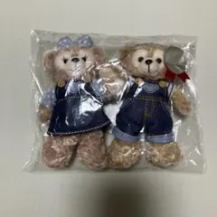 デニムオーバーオールを着たダッフィー、シェリーメイぬいぐるみセット