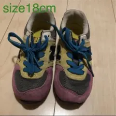 ④New Balance カラフルスニーカー 18cm