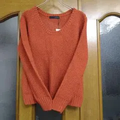 【LIPSTAR 】新品未使用タグ付き　くすみオレンジ 長袖ウールニット