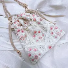 ハート インド刺繍 ヌビサコッシュ ピンク - メルカリ