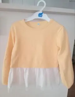 ほぼ新品未使用130裏起毛トレーナー長袖カットソー黄ペプラムフリル白レース120